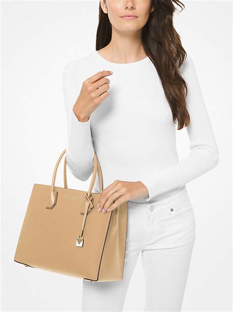 michael kors mercer large saffiano